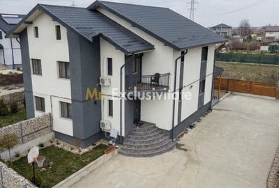 Casă cu 5 camere cu Teren 400 Mp în Moșoaia