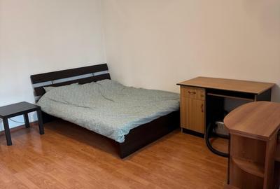 Garsonieră decomandată, mobilată în Dristor
