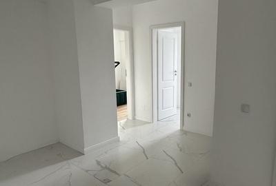 Apartament cu 2 camere decomandat în Colentina