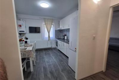 Apartament cu 2 camere semidecomandat în Dâmbovița - 1