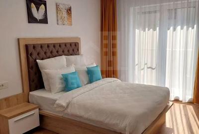 Apartament cu 2 camere decomandat în Tractorul - 1