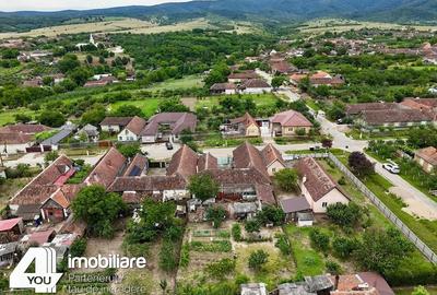 Casă cu 7 camere cu Teren 864 Mp în Drauț