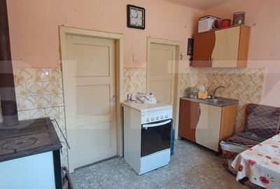 Casă individuală cu 10 camere cu Garaj în Gura Văii - 9