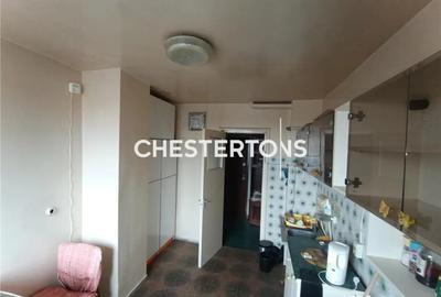 Apartament cu 2 camere decomandat în Drumul Taberei
