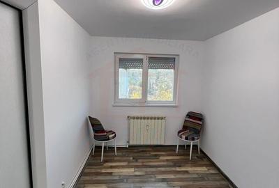Apartament cu 3 camere în Central - 1