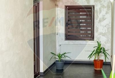 Casă cu 5 camere cu Piscina în Ghighiu - 30