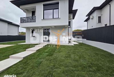 Casă cu 4 camere cu Teren 500 Mp în Bârnova