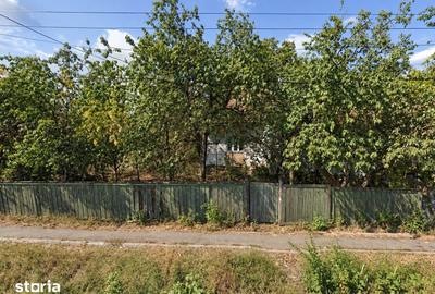 Teren de 3500 mp, în Drăgănești