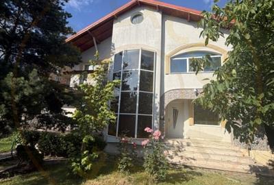 Casă individuală cu 5 camere cu Teren 857 Mp în Ștefănești - 1