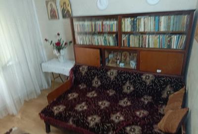 Apartament cu 3 camere semidecomandat în Zimbru