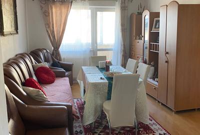 Apartament cu 3 camere decomandat în Central - 1