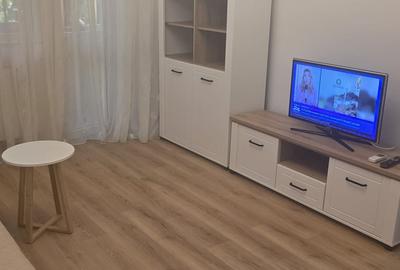 Apartament cu 2 camere semidecomandat în Casa de Cultură - 2