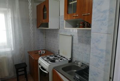 Apartament cu 3 camere decomandat, mobilat în Dacia - 3