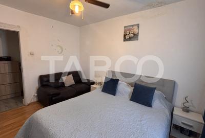 Apartament cu 2 camere decomandat, mobilat în Vasile Aaron - 2