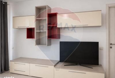 Apartament cu 2 camere decomandat în Roșu