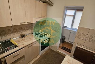 Apartament cu 2 camere decomandat în Central - 1