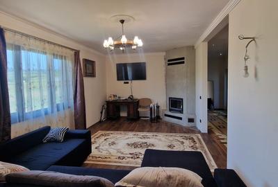 Casă cu 3 camere în Exterior Vest - 2