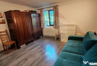 Casă cu 4 camere cu Teren 1294 Mp în Snagov