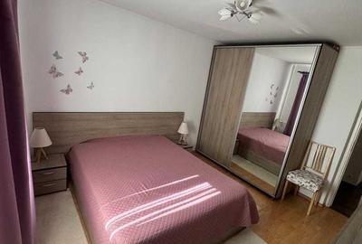 Apartament cu 3 camere semidecomandat în Drumul Taberei