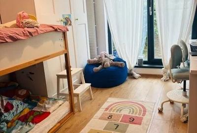 Apartament cu 3 camere decomandat în 1 Mai