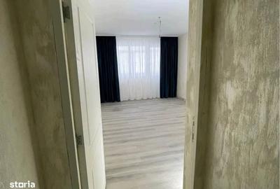 Apartament cu 3 camere în Alexandru cel Bun