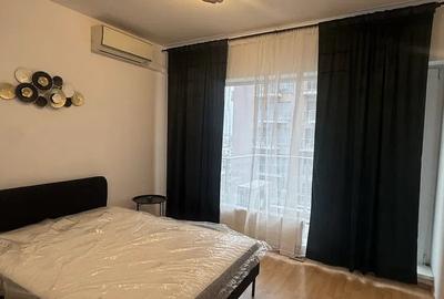 Garsonieră în Titan