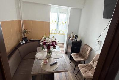 Apartament cu 2 camere decomandat în Lotus