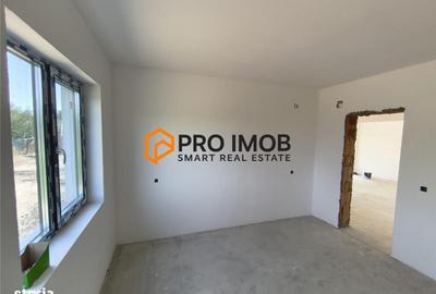 Casă cu 3 camere cu Teren 452 Mp în Gălbinași