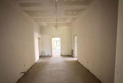 Spațiu comercial, de 1,060 mp, în Gării - 2