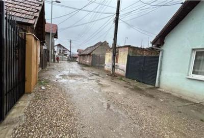 Casă cu 2 camere cu Teren 236 Mp în Central - 6