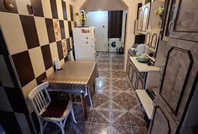 Apartament cu 2 camere decomandat în Caracal