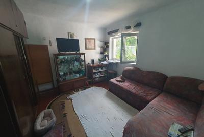 Casă cu 3 camere în Central