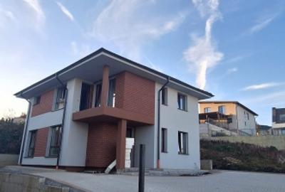 Casă individuală cu 4 camere cu Canalizare în Dezmir - 3