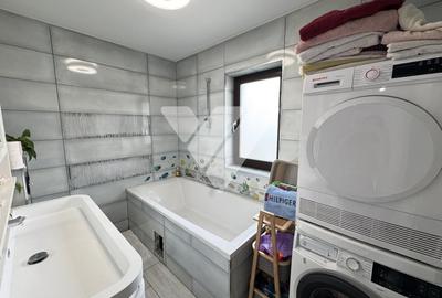 Duplex cu 4 camere cu Canalizare în Cristian - 16