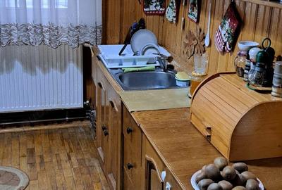 Apartament cu 3 camere decomandat în Roșiori de Vede