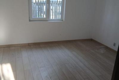 Casă cu 4 camere cu Teren 2023 Mp în Leu - 12
