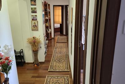 Apartament cu 3 camere decomandat în Central - 7