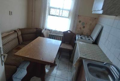 Apartament cu 2 camere decomandat în Răcarii de Jos