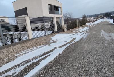 Teren Construcții intravilan de 600 mp, în Gulia