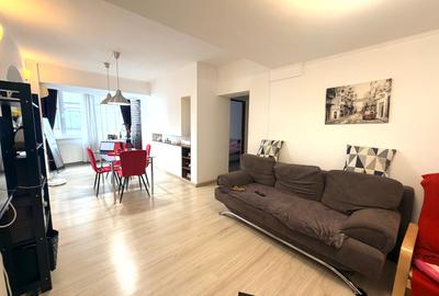 Apartament cu 2 camere semidecomandat în Sala Palatului