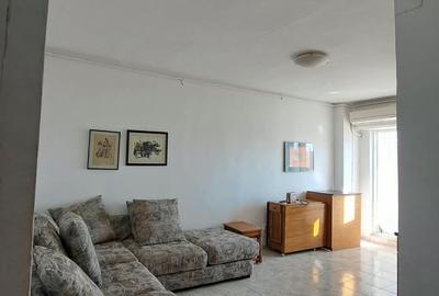 Apartament cu 2 camere semidecomandat, mobilat în Timpuri Noi