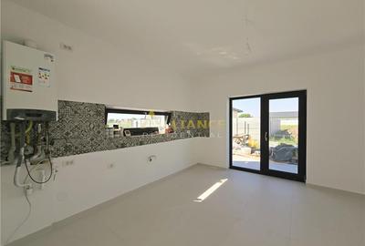 Casă cu 4 camere cu Teren 416 Mp în Berceni - 3