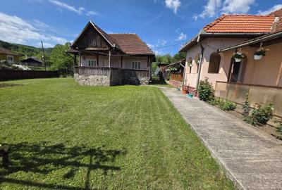 Casă cu 4 camere în Luncoiu de Jos - 6