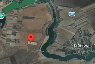Teren de 3500 mp, în Central