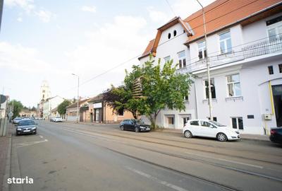 Apartament cu 3 camere în Ultracentral