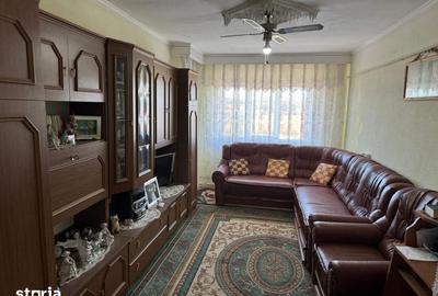 Apartament cu 3 camere în Mărăcineni - 3