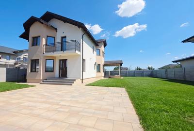 Casă individuală cu 5 camere cu Teren 550 Mp în Păuleștii Noi