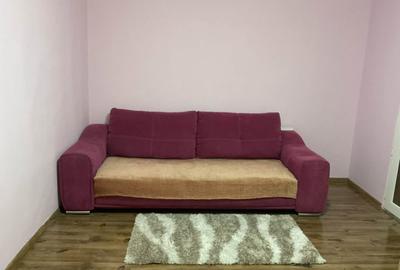 Apartament semidecomandat în Rahova