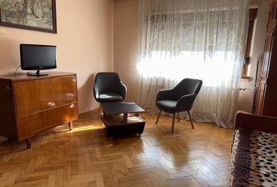 Garsonieră decomandată în Fortuna
