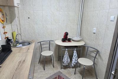Apartament cu 2 camere semidecomandat în Titan - 3